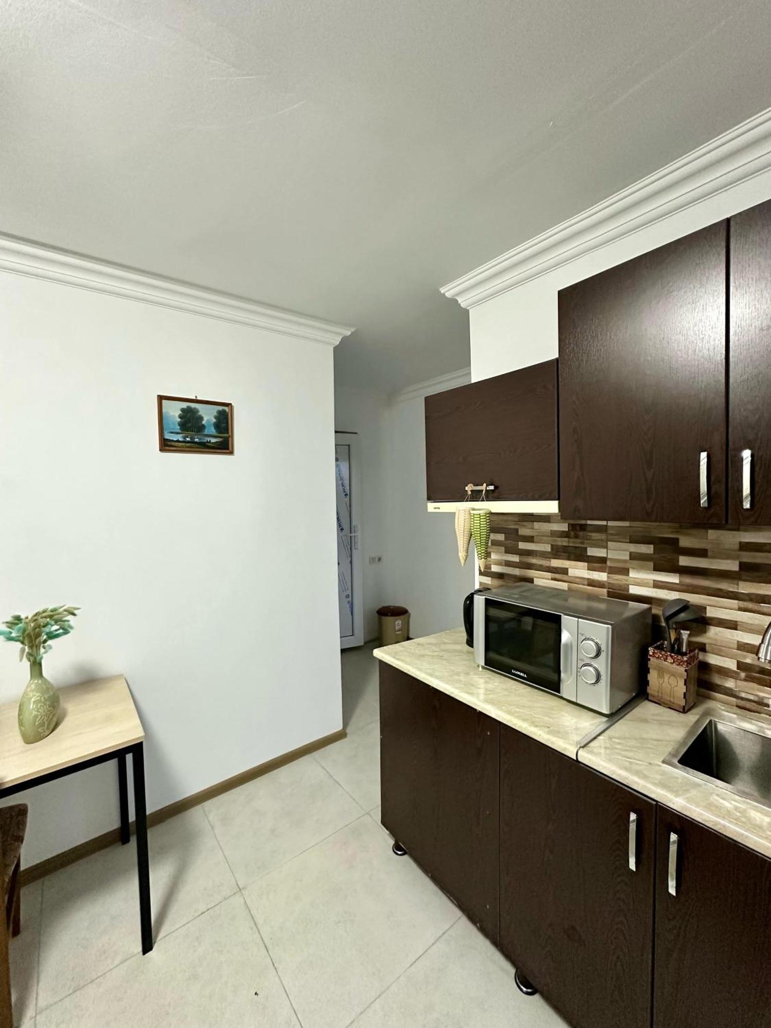 מלון באטומי Nita House מראה חיצוני תמונה